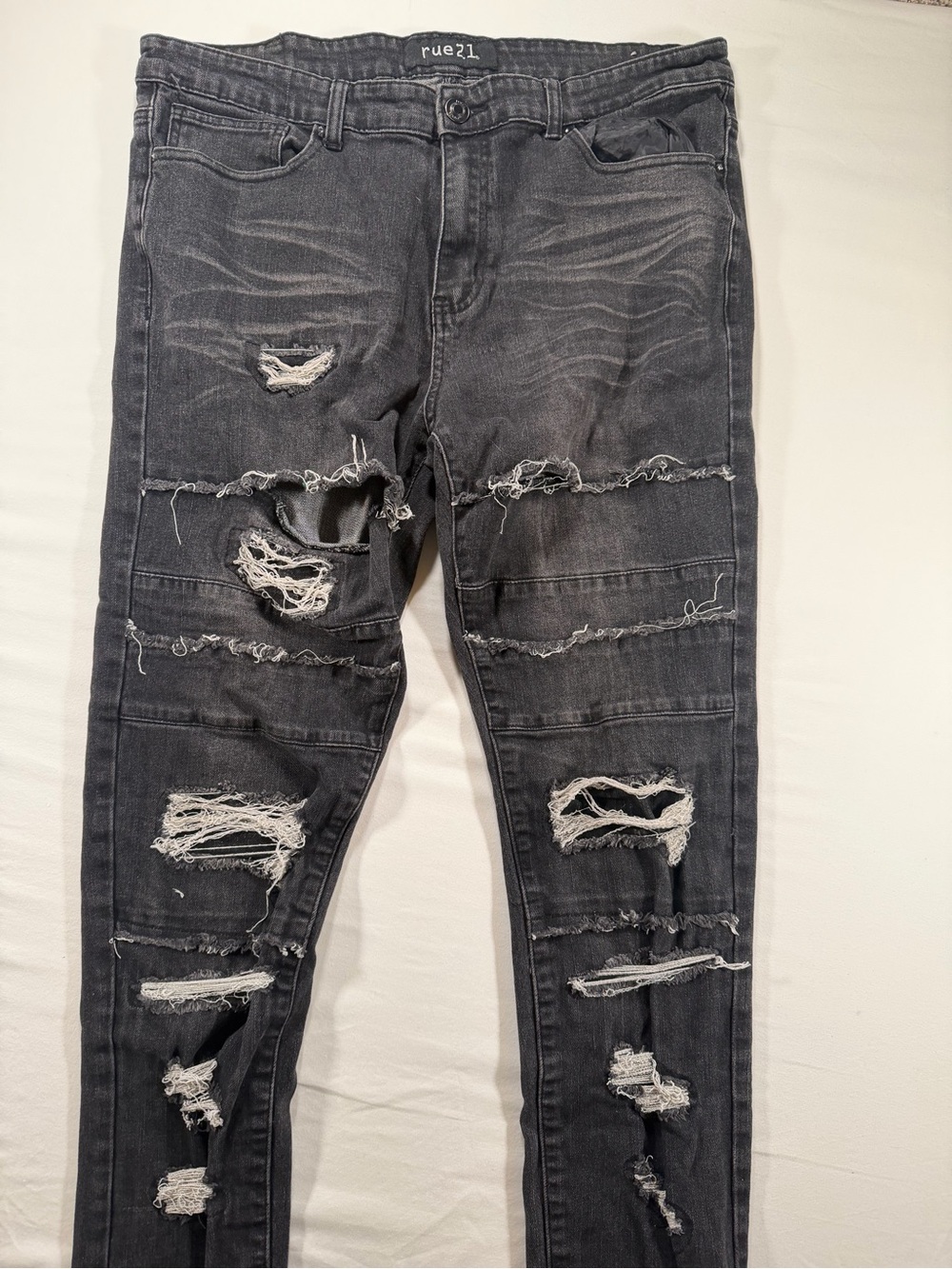 Rue21 Men's Charcoal Black Ripped Skinny Jeans 38x32